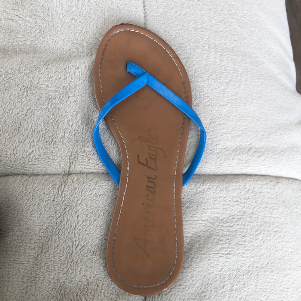American Eagle Flip Flops